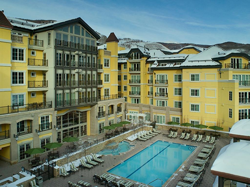 เลเจนดารี ลอดจิ้ง แอท เดอะ ริตซ์ คาร์ลตัน เรสซิเดนซ์ เวล Hotel ภายนอก รูปภาพ